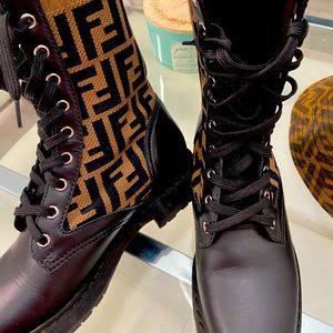 Like new fendi boots only used twice